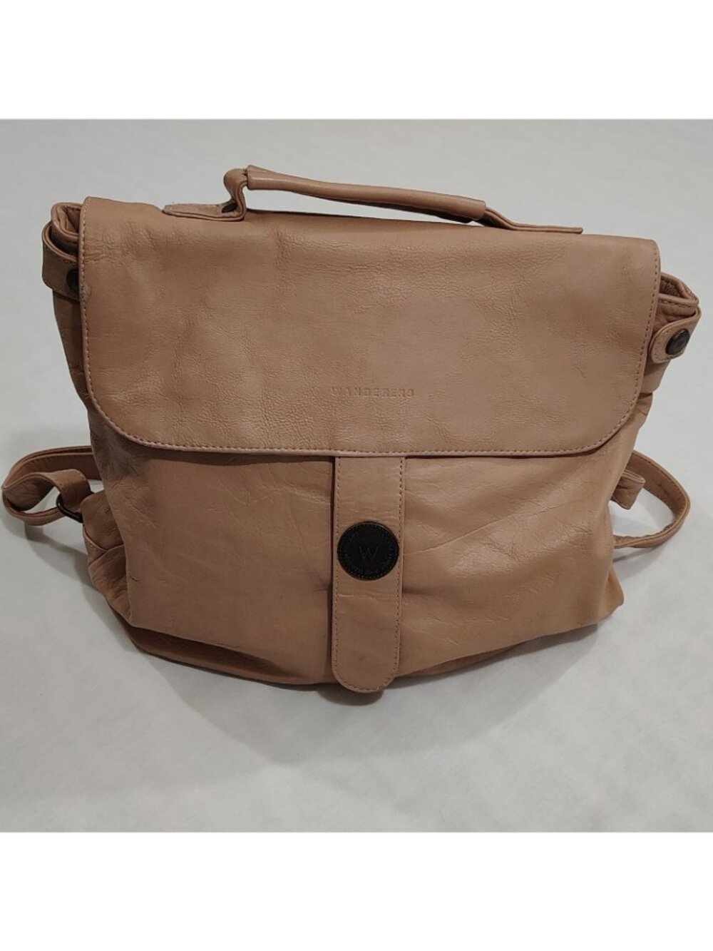 Wanderers Travel Co The Bondi Backpack Full Grain Leather Blush Magnetic Closure - Picture 6 of 16